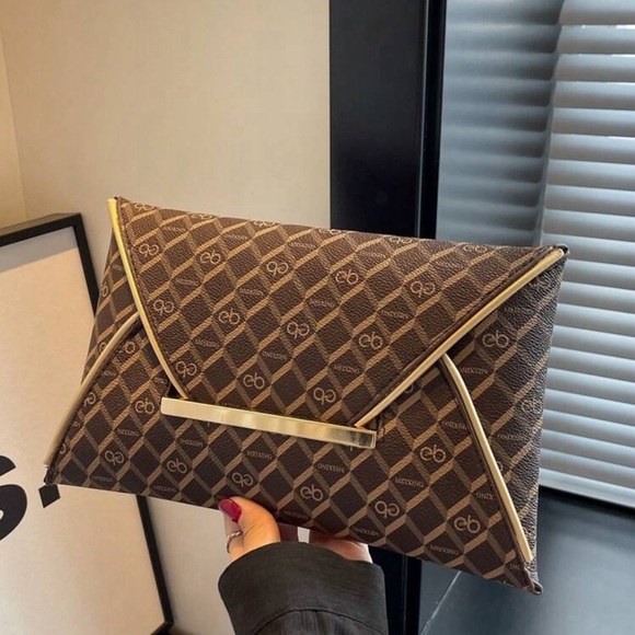 Woman's luxury handmade purse/clutch wallet follow and book mark bag show - Picture 1 of 5